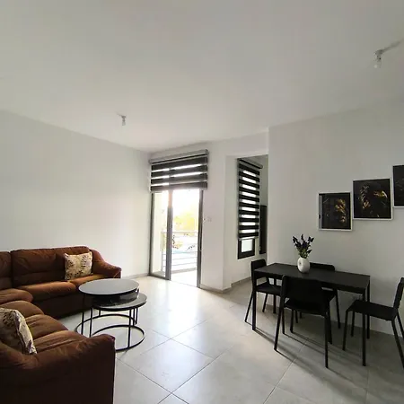 George Apartment's * Lárnaka